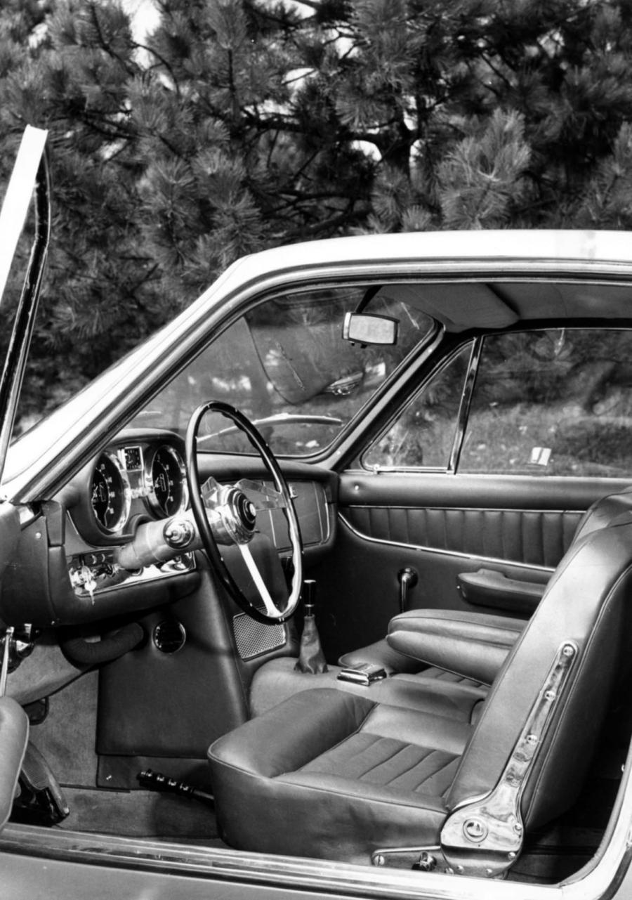 Интерьер Maserati 5000 GT Coupe (AM103.016) 1961 года  (фото 18 из 23)